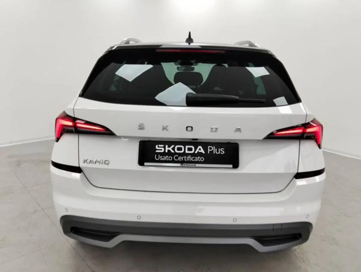 Skoda Kamiq usata a Como (7)