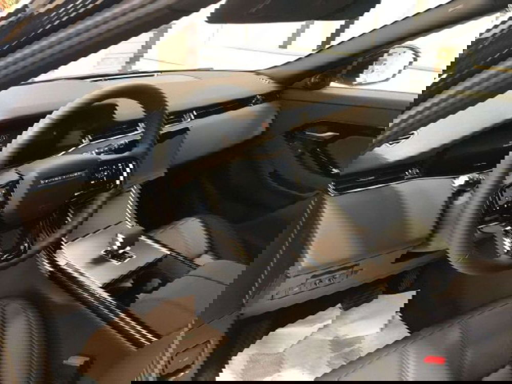 Land Rover Range Rover Evoque nuova a Firenze (9)