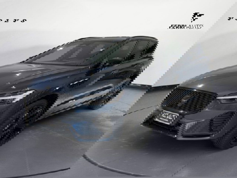 Volvo XC60 nuova a Udine