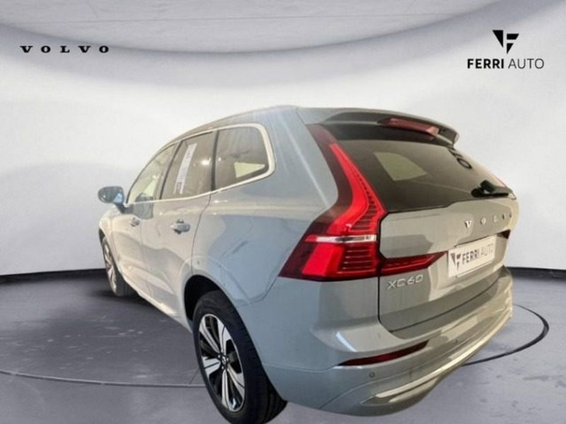 Volvo XC60 nuova a Udine (5)