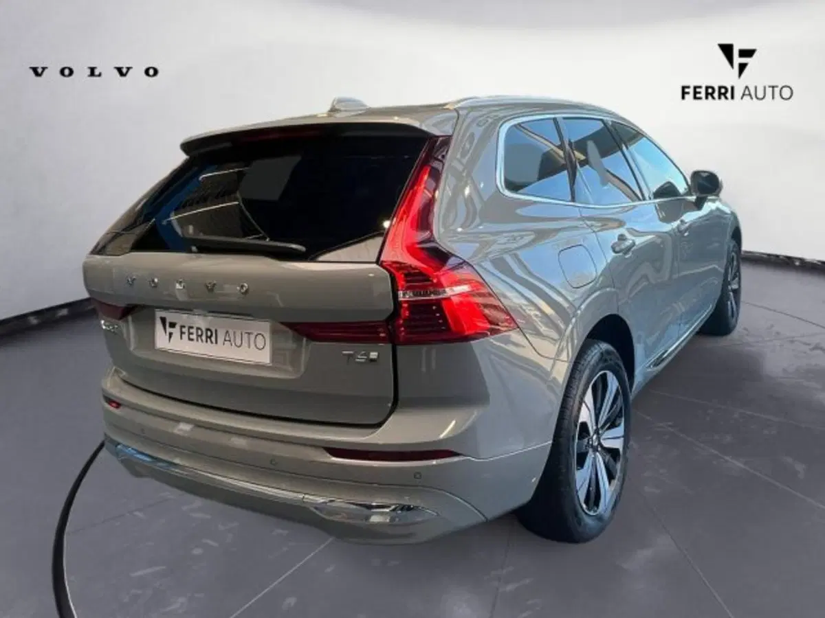 Volvo XC60 nuova a Udine (7)