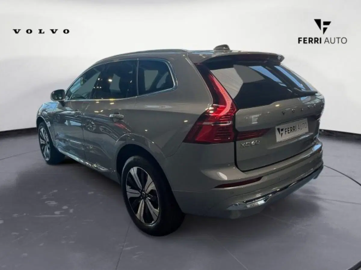 Volvo XC60 nuova a Udine (9)