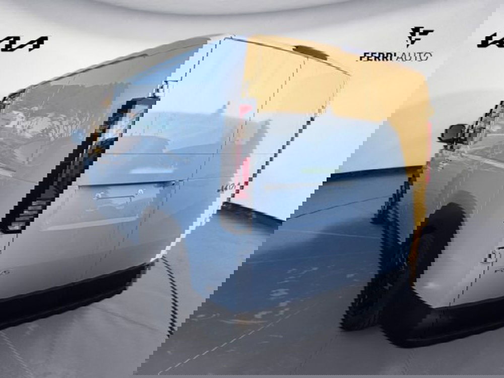 Kia PV5 nuova a Udine (4)