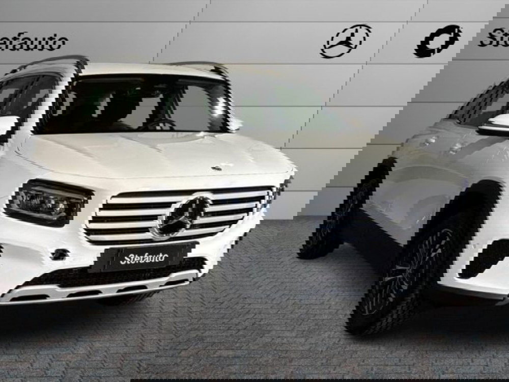 Mercedes-Benz GLB nuova a Bologna