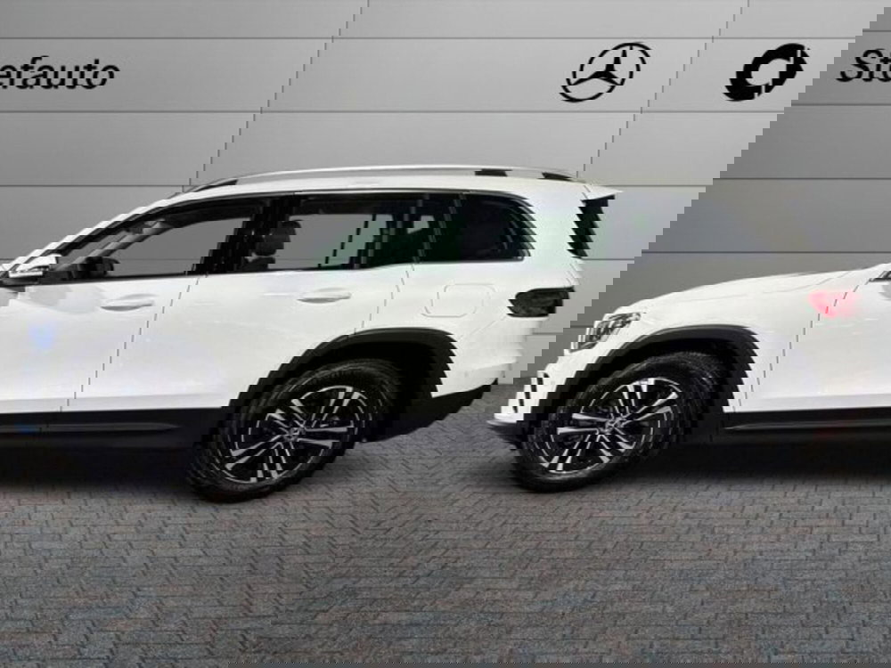 Mercedes-Benz GLB nuova a Bologna (3)