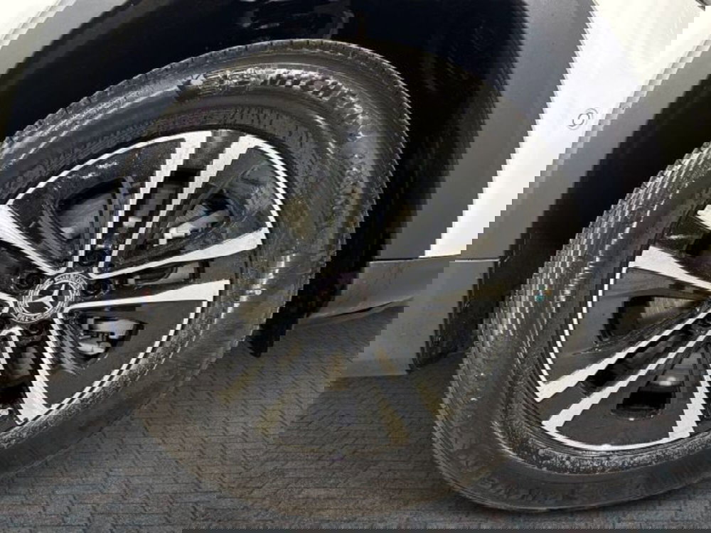 Mercedes-Benz GLB nuova a Bologna (8)