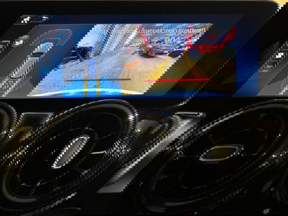 Mercedes-Benz GLB nuova a Bologna (12)