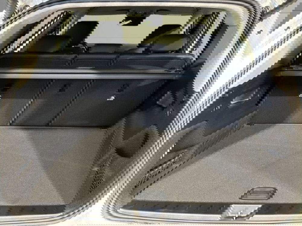 Mercedes-Benz GLB nuova a Bologna (7)