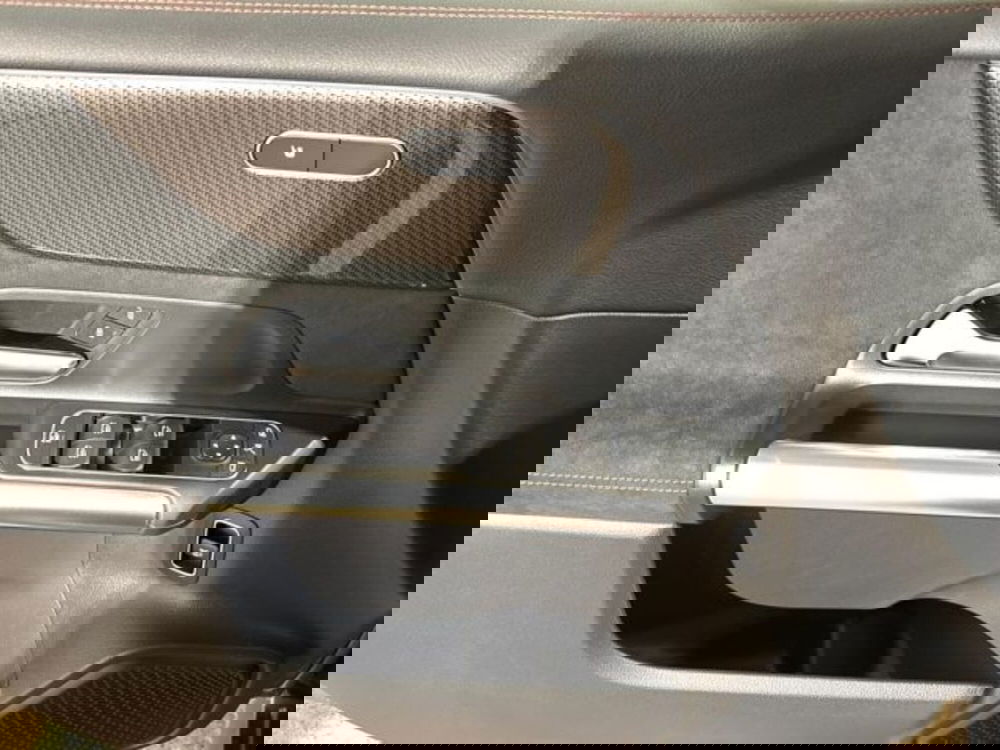 Mercedes-Benz Classe B nuova a Bologna (10)