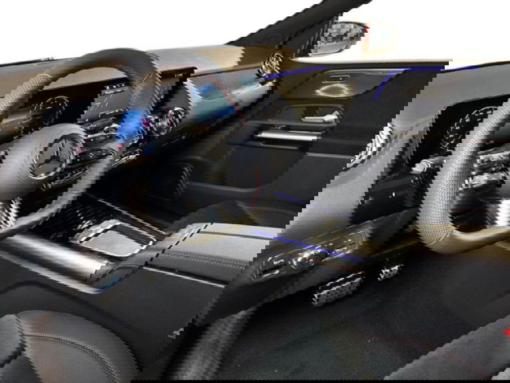 Mercedes-Benz Classe B nuova a Bologna (11)