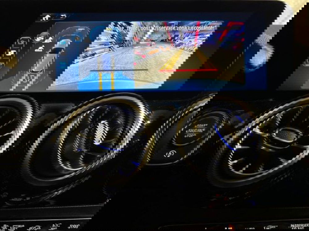 Mercedes-Benz Classe B nuova a Bologna (12)