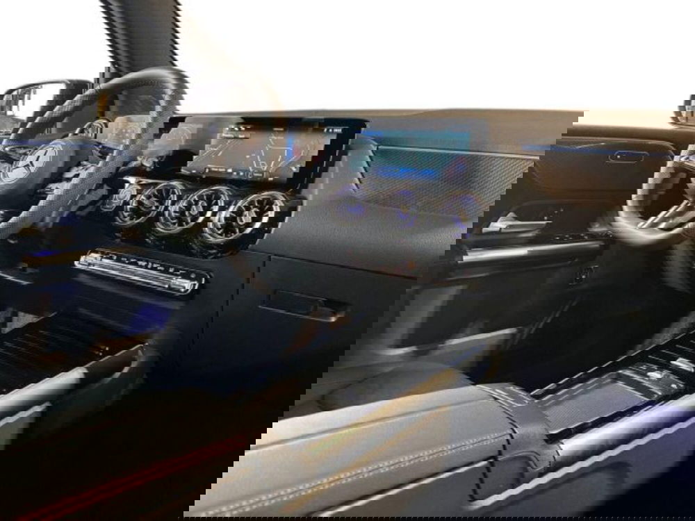 Mercedes-Benz Classe B nuova a Bologna (15)