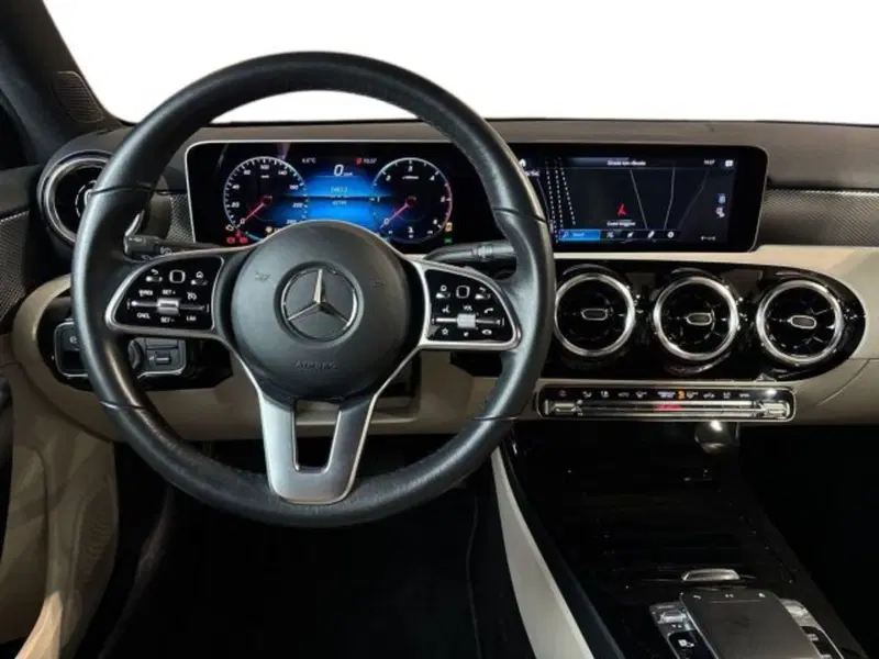 Mercedes-Benz Classe A usata a Bologna (11)