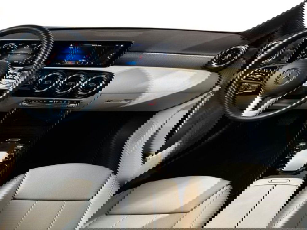 Mercedes-Benz Classe A Sedan usata a Bologna (9)