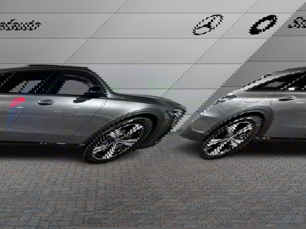 Mercedes-Benz Classe C Station Wagon nuova a Bologna (2)