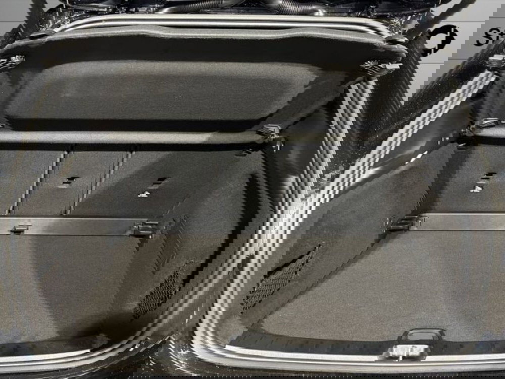 Mercedes-Benz GLA SUV nuova a Bologna (7)