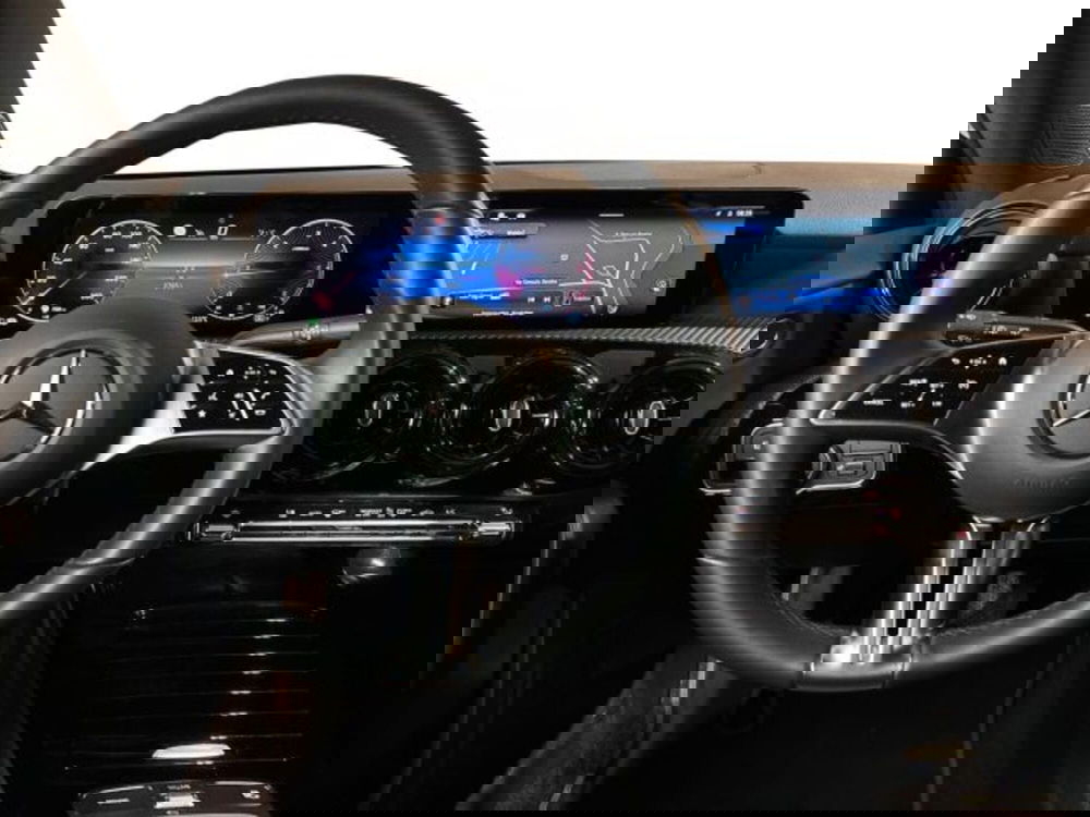 Mercedes-Benz Classe A usata a Bologna (11)