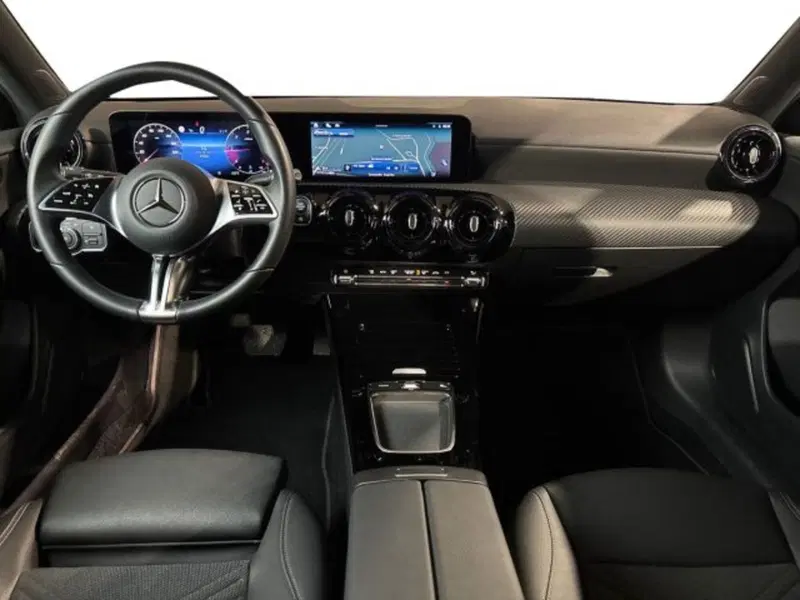 Mercedes-Benz Classe A usata a Bologna (9)