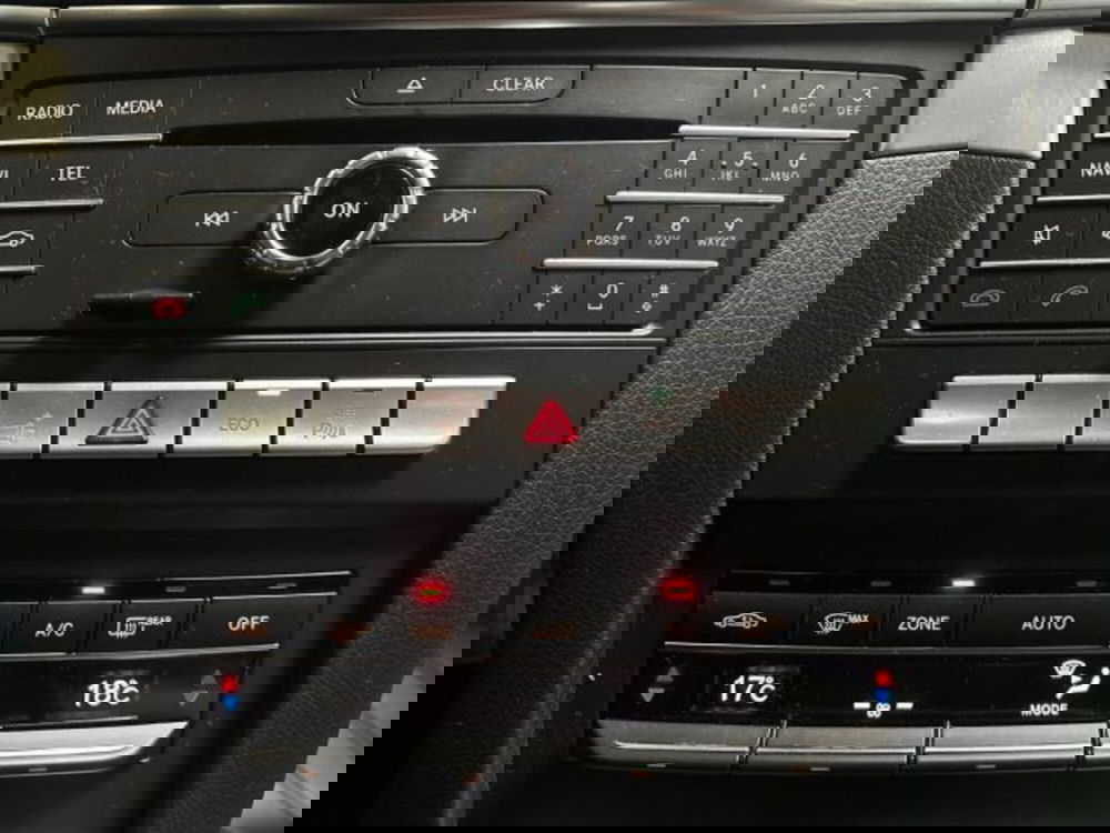 Mercedes-Benz Classe E Coupé usata a Bologna (12)