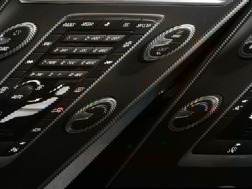 Volvo XC60 usata a Bologna (12)