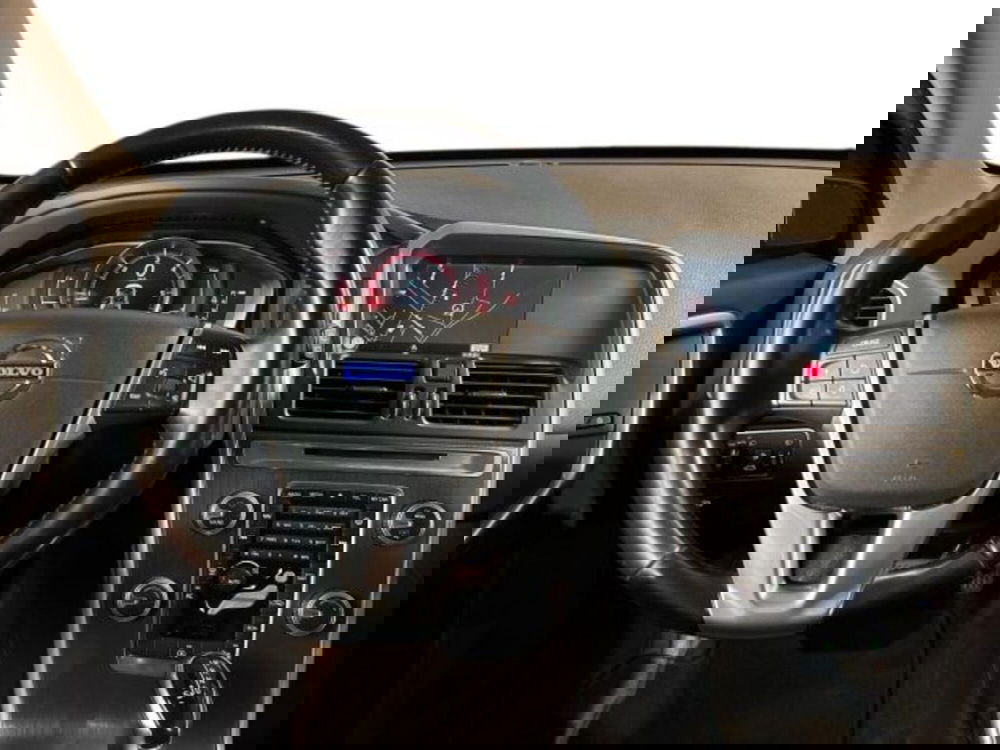 Volvo XC60 usata a Bologna (14)