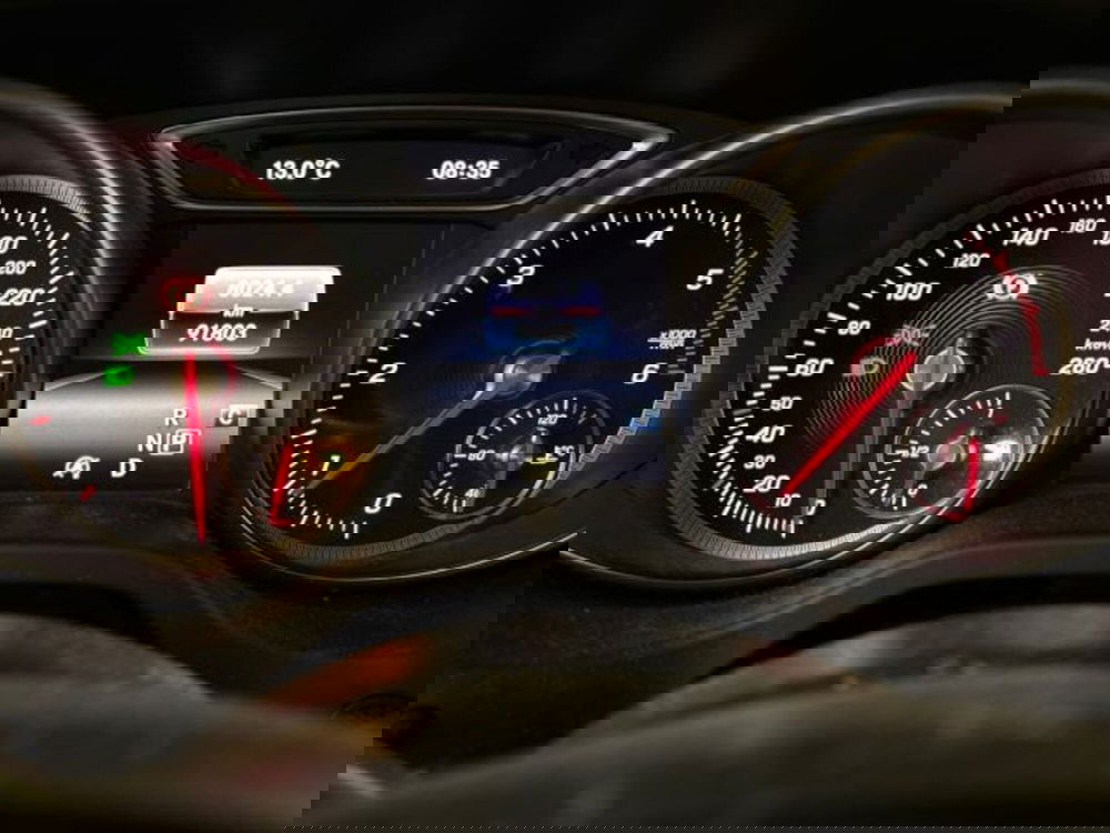 Mercedes-Benz CLA Shooting Brake usata a Bologna (13)