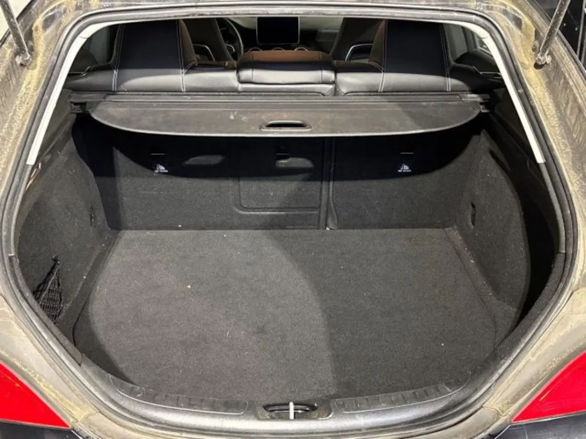 Mercedes-Benz CLA Shooting Brake usata a Bologna (8)