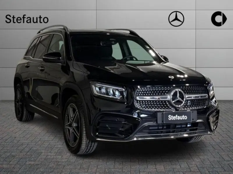 Mercedes-Benz GLB nuova a Bologna