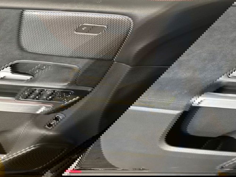 Mercedes-Benz GLB nuova a Bologna (10)