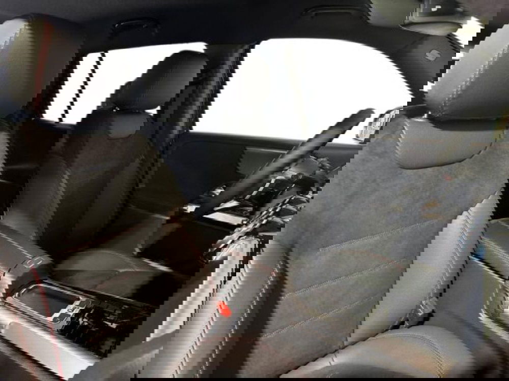 Mercedes-Benz GLB nuova a Bologna (16)