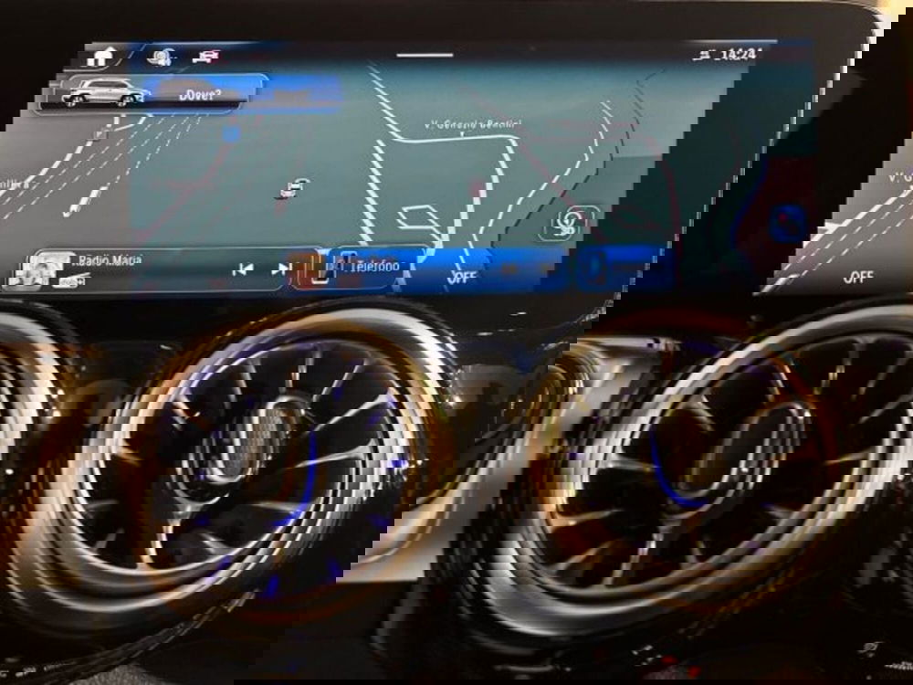 Mercedes-Benz GLB nuova a Bologna (17)