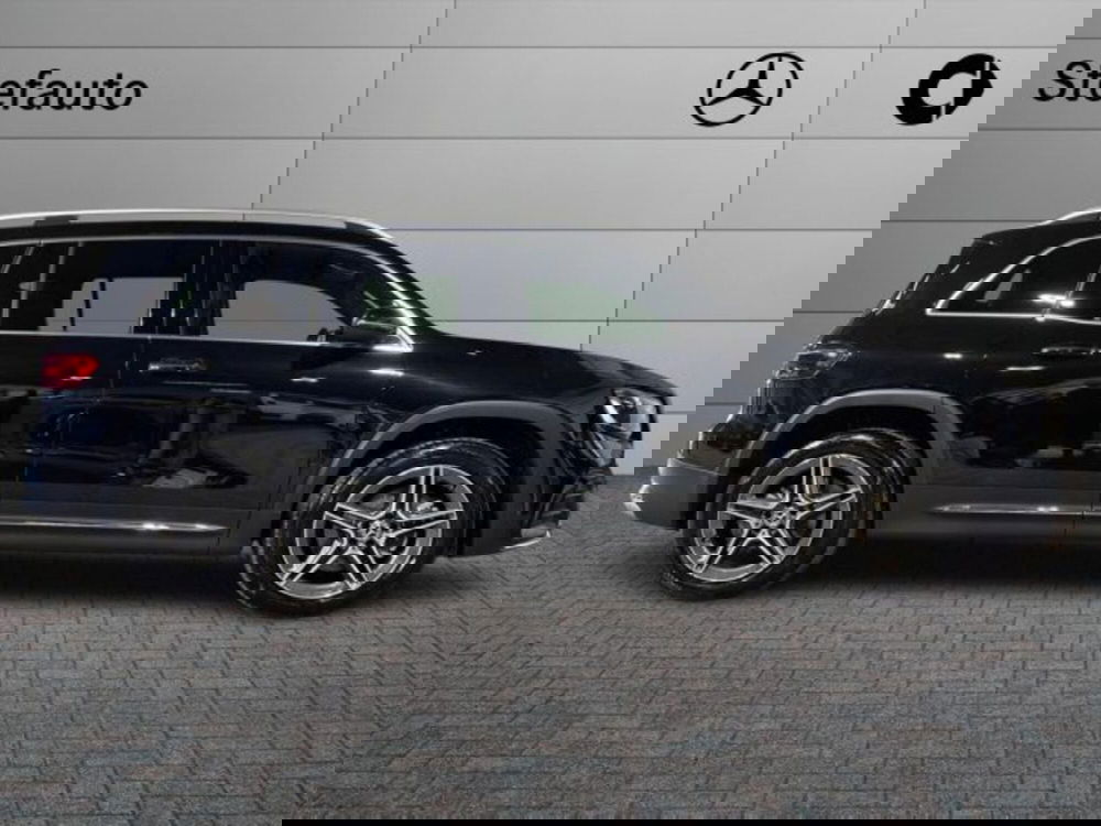 Mercedes-Benz GLB nuova a Bologna (2)