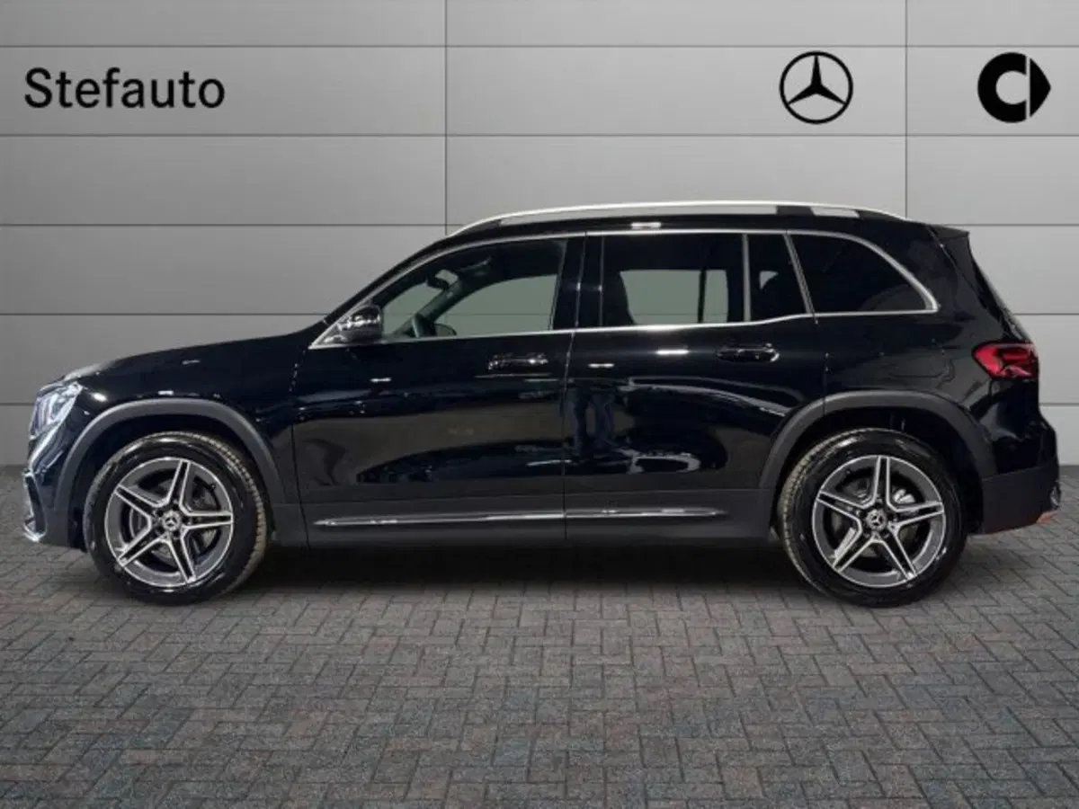 Mercedes-Benz GLB nuova a Bologna (3)