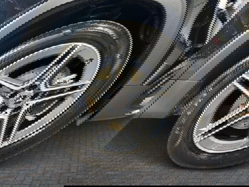 Mercedes-Benz GLB nuova a Bologna (8)