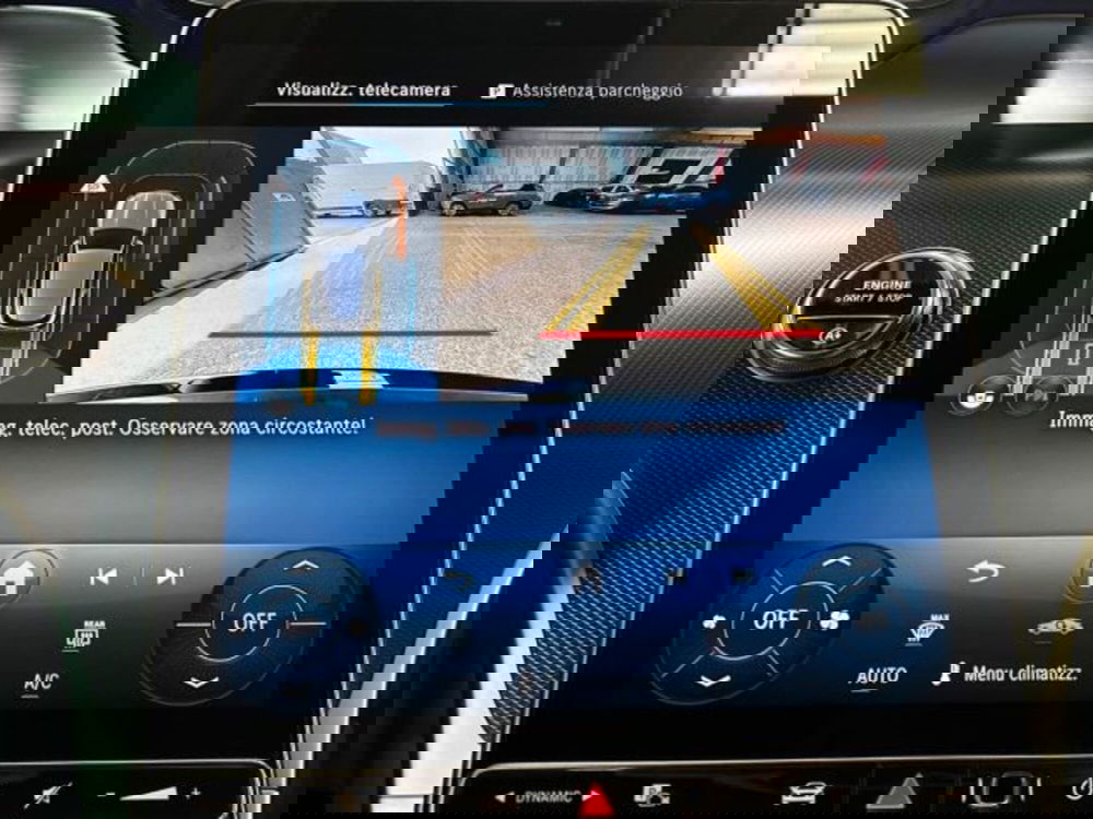 Mercedes-Benz GLC nuova a Bologna (12)