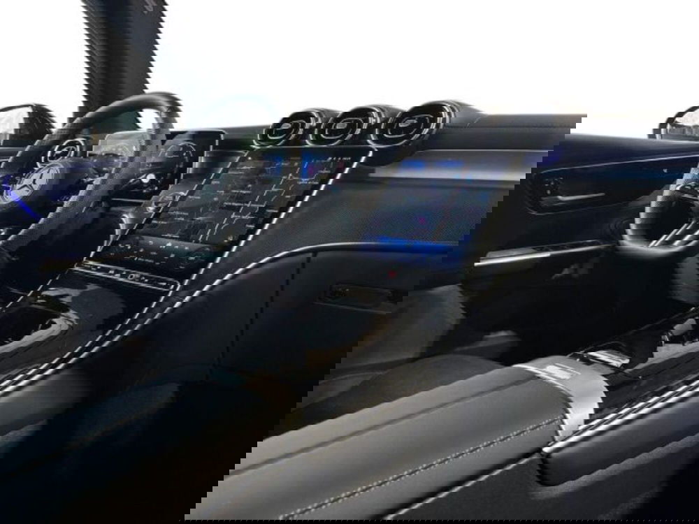 Mercedes-Benz GLC nuova a Bologna (15)