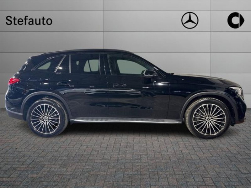 Mercedes-Benz GLC nuova a Bologna (2)