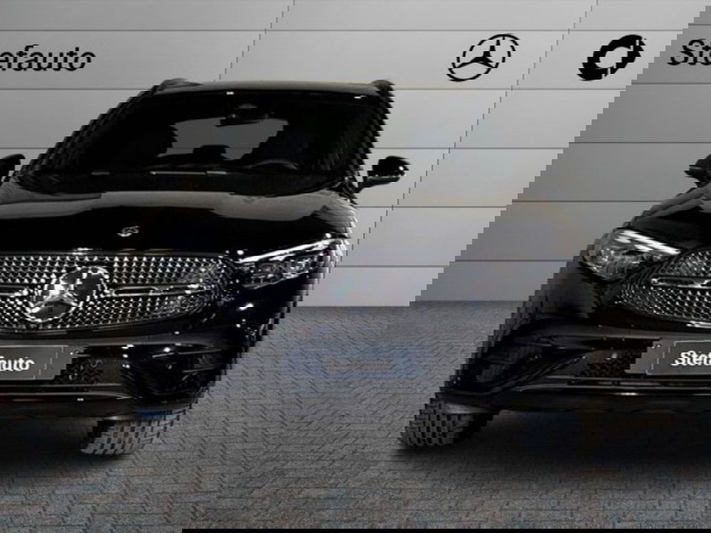 Mercedes-Benz GLC nuova a Bologna (4)