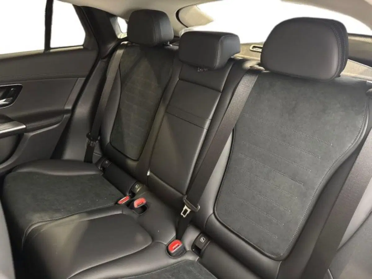 Mercedes-Benz GLC Coupé nuova a Bologna (9)