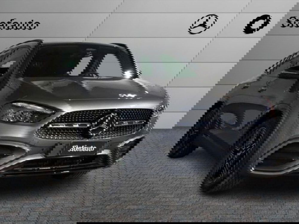 Mercedes-Benz GLA SUV nuova a Bologna