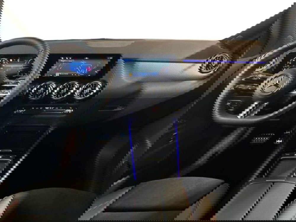 Mercedes-Benz GLA SUV nuova a Bologna (13)