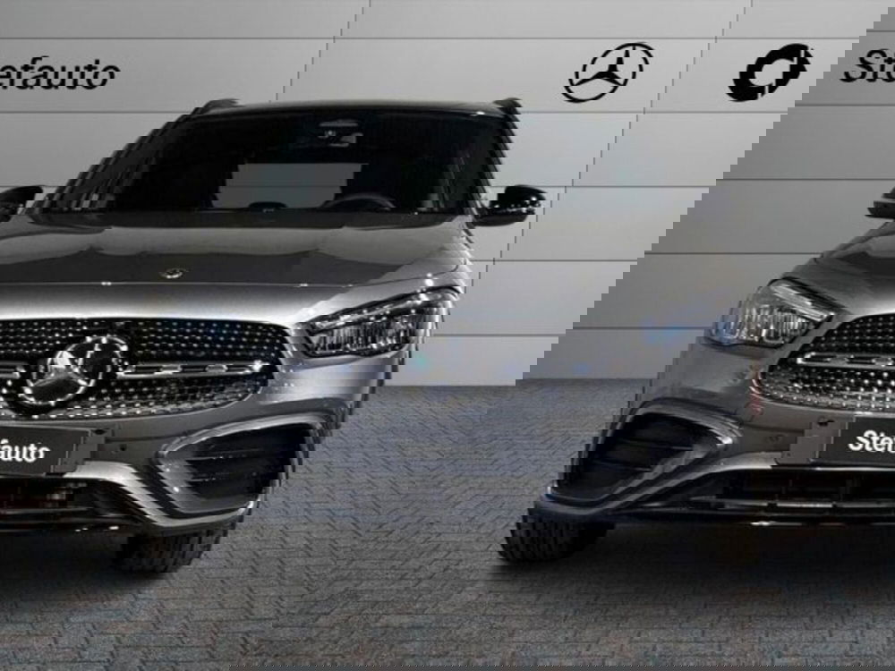 Mercedes-Benz GLA SUV nuova a Bologna (4)