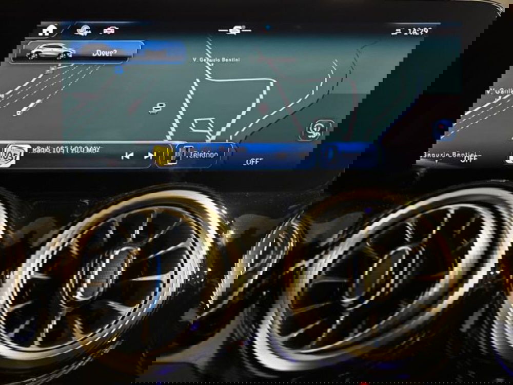Mercedes-Benz GLA SUV nuova a Bologna (17)