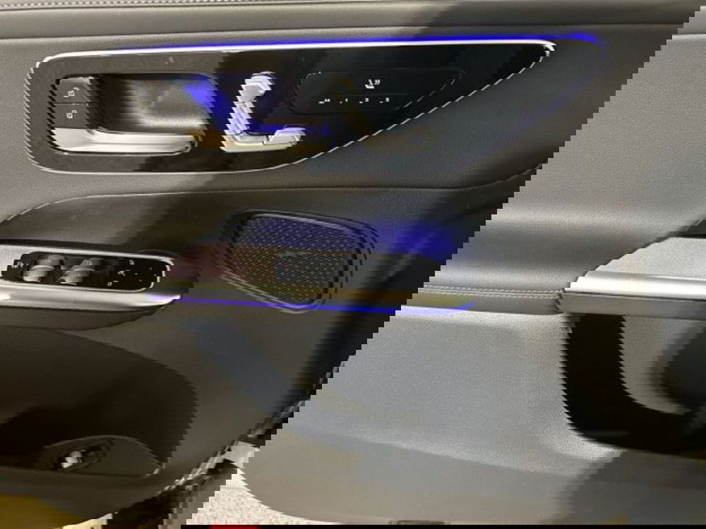 Mercedes-Benz GLC nuova a Bologna (10)