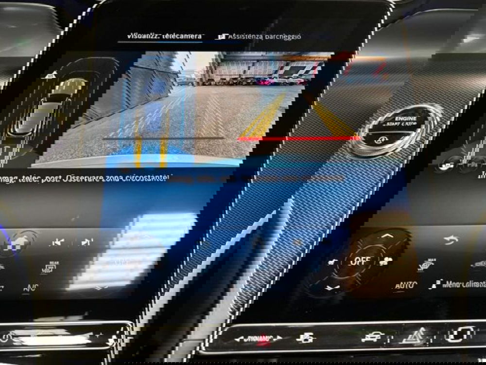 Mercedes-Benz GLC nuova a Bologna (12)