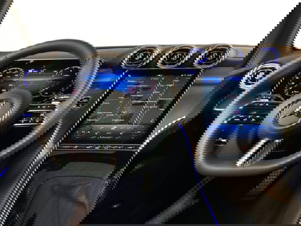 Mercedes-Benz GLC nuova a Bologna (14)