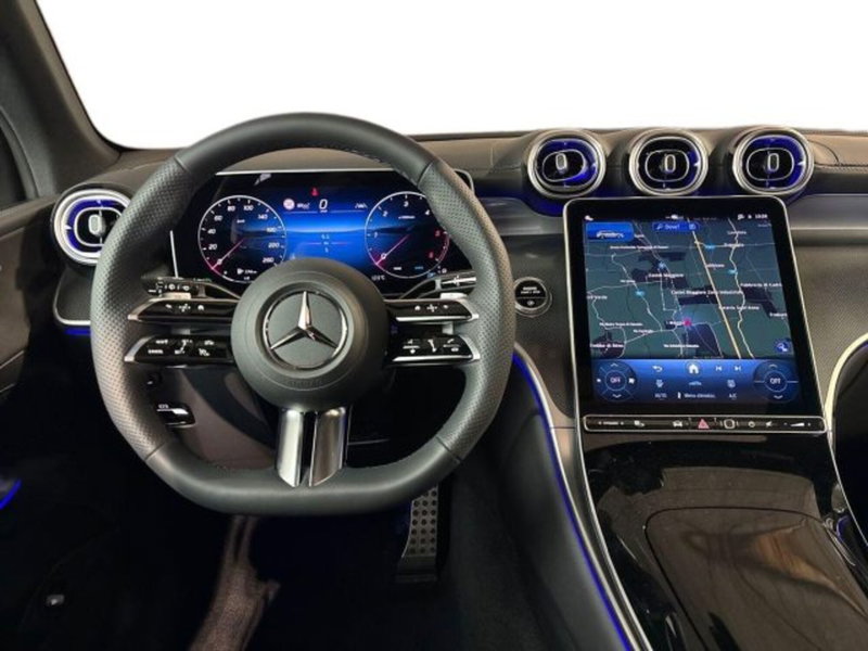 Mercedes-Benz GLC nuova a Bologna (14)