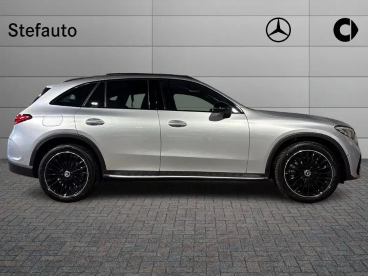 Mercedes-Benz GLC nuova a Bologna (2)