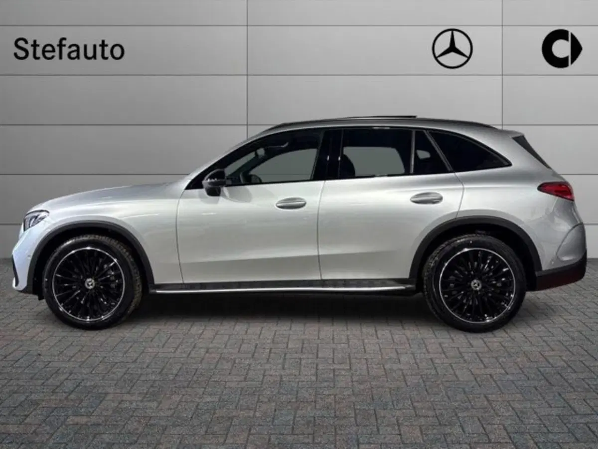 Mercedes-Benz GLC nuova a Bologna (3)