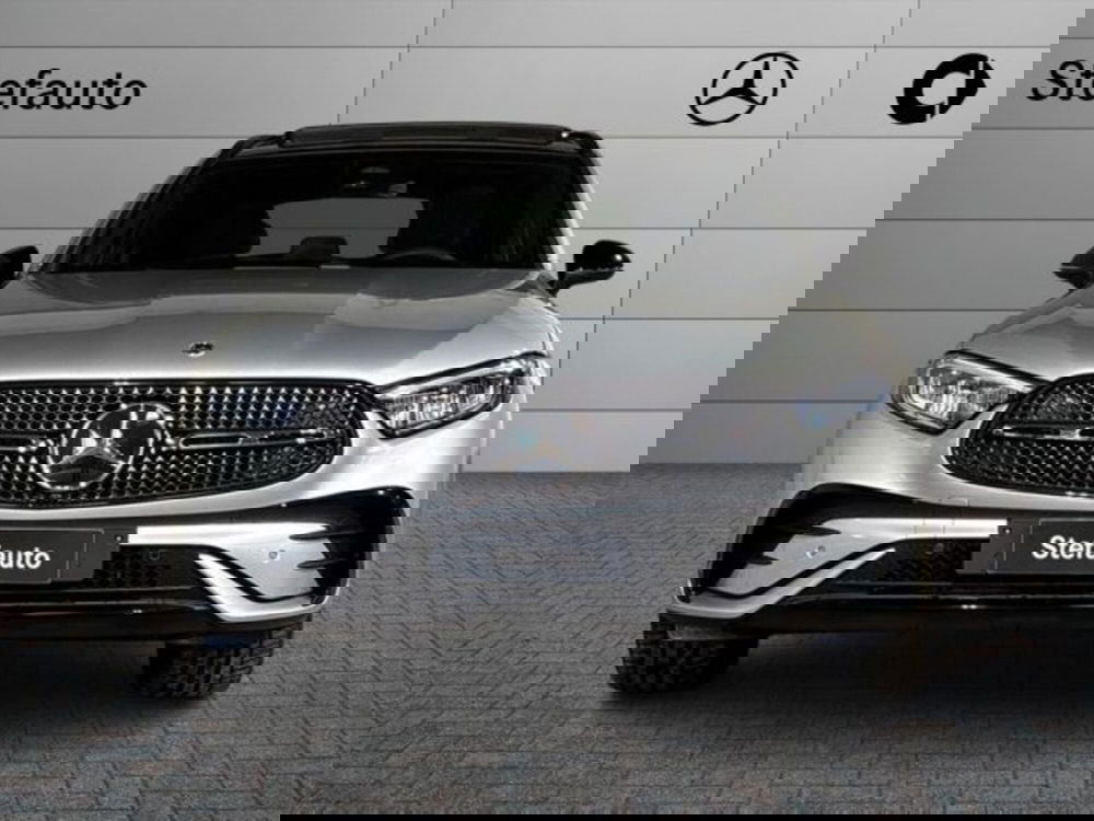 Mercedes-Benz GLC nuova a Bologna (4)